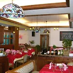 Western Nevada Hotel San Vito di Cadore