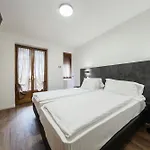 Western Nevada 3*