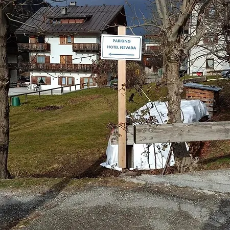 ホテル Western Nevada