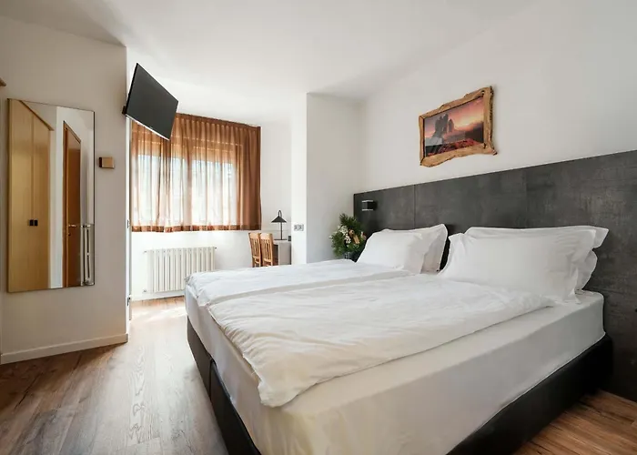 Western Nevada Hotel 3*