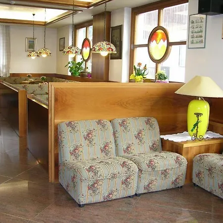 Western Nevada Hotel San Vito di Cadore